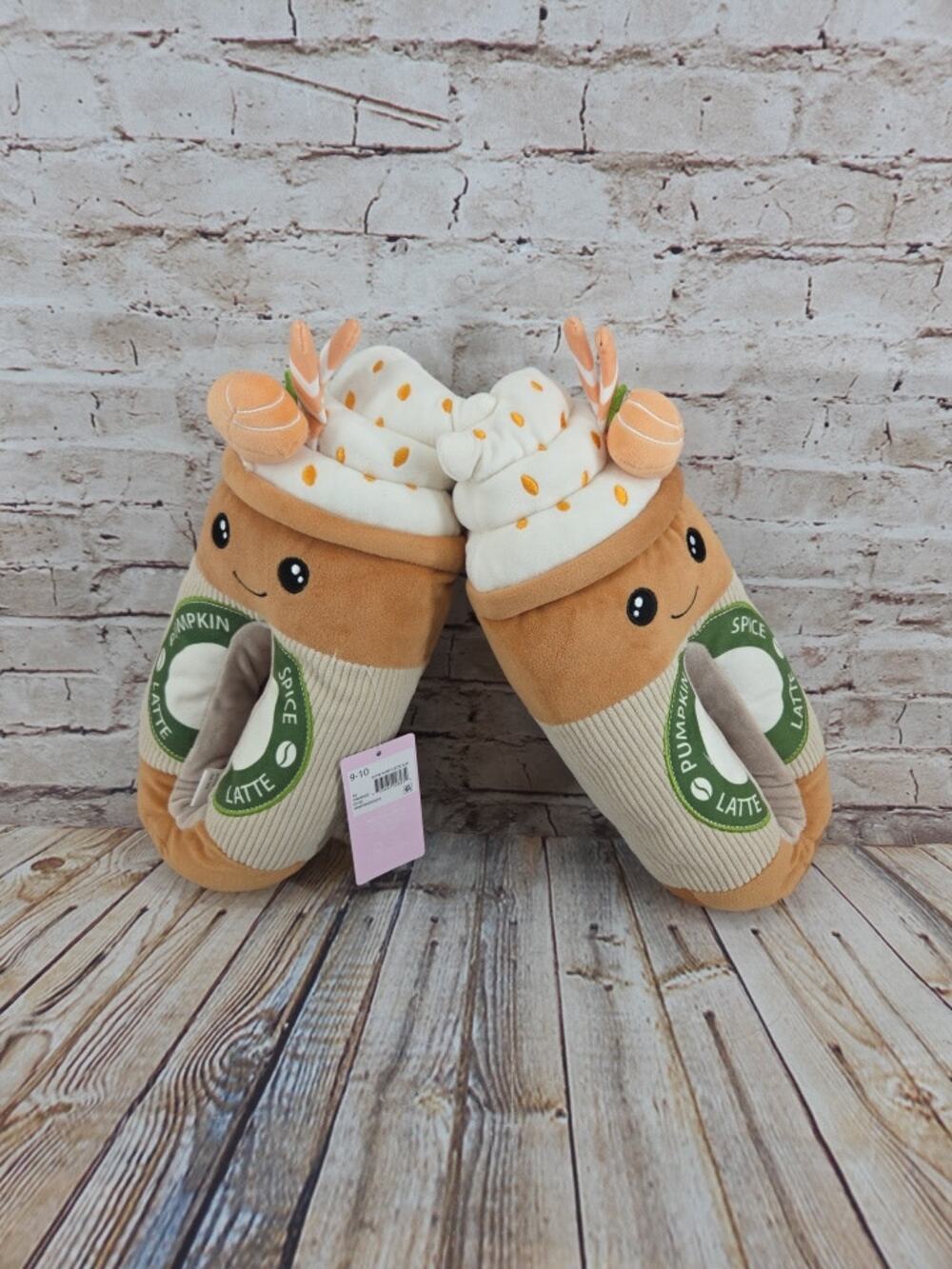 Feetmoji Pumpkin Spice Latte Slippers Women's Size 9-10 NEW